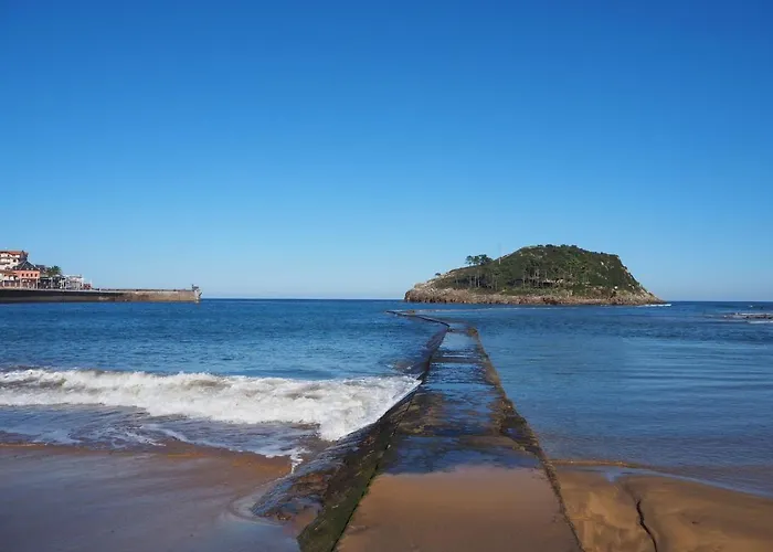 Beheko Etxea * לקייטיו